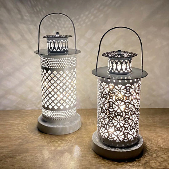 Creative Hollow Wind Lantern – Elegant Iron Craft for Home Décor
